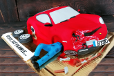 Tort dla męża który lubi ciągle naprawiać swoje auto
