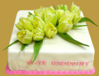 tort urodzinowy z tulipanami