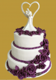 tort weselny 3 piętrowy w stylu angielskim ze spadającymi fioletowymi kwiatami