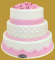 tort weselny w stylu angielskim 3 piętrowy w marcepanie z perłowymi perełkami