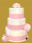 tort weselny podwyższany z różową piwonią