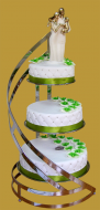 tort weselny 3 piętrowy okrągły pikowany z zielonym  storczykiem